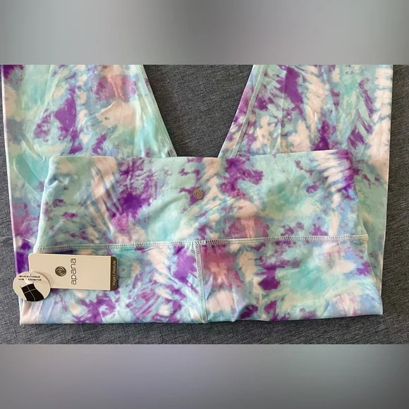 APANA Tie-Dye Leggings Blue & Purple Pants NWT Sz Large - Picture 1 of 10